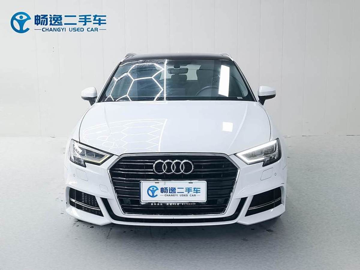 奧迪 奧迪A3  2018款 30周年年型 Sportback 35 TFSI 運(yùn)動(dòng)型圖片