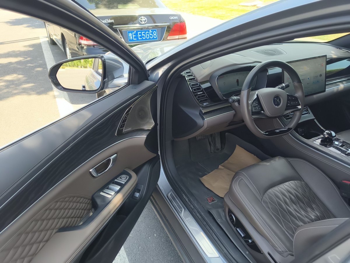 比亞迪 漢  2022款 DM-i 121KM 領(lǐng)航型圖片