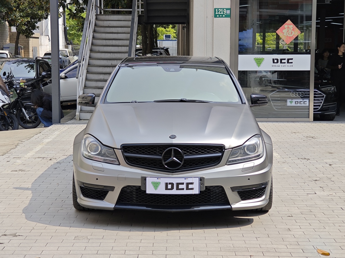 奔馳 奔馳C級AMG  2012款 AMG C 63 動感型圖片