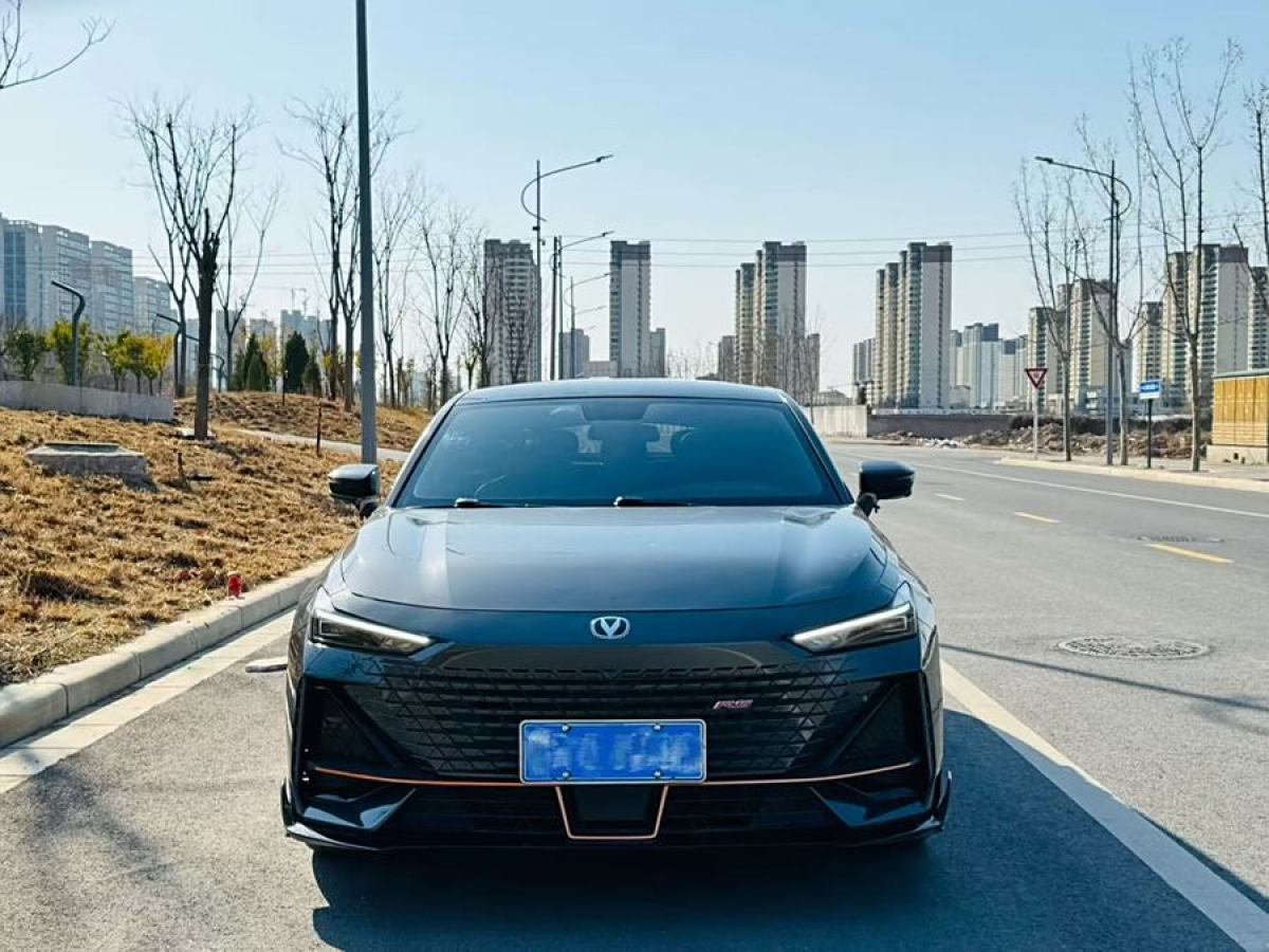 長(zhǎng)安 長(zhǎng)安UNI-V  2023款 1.5T 運(yùn)動(dòng)版圖片