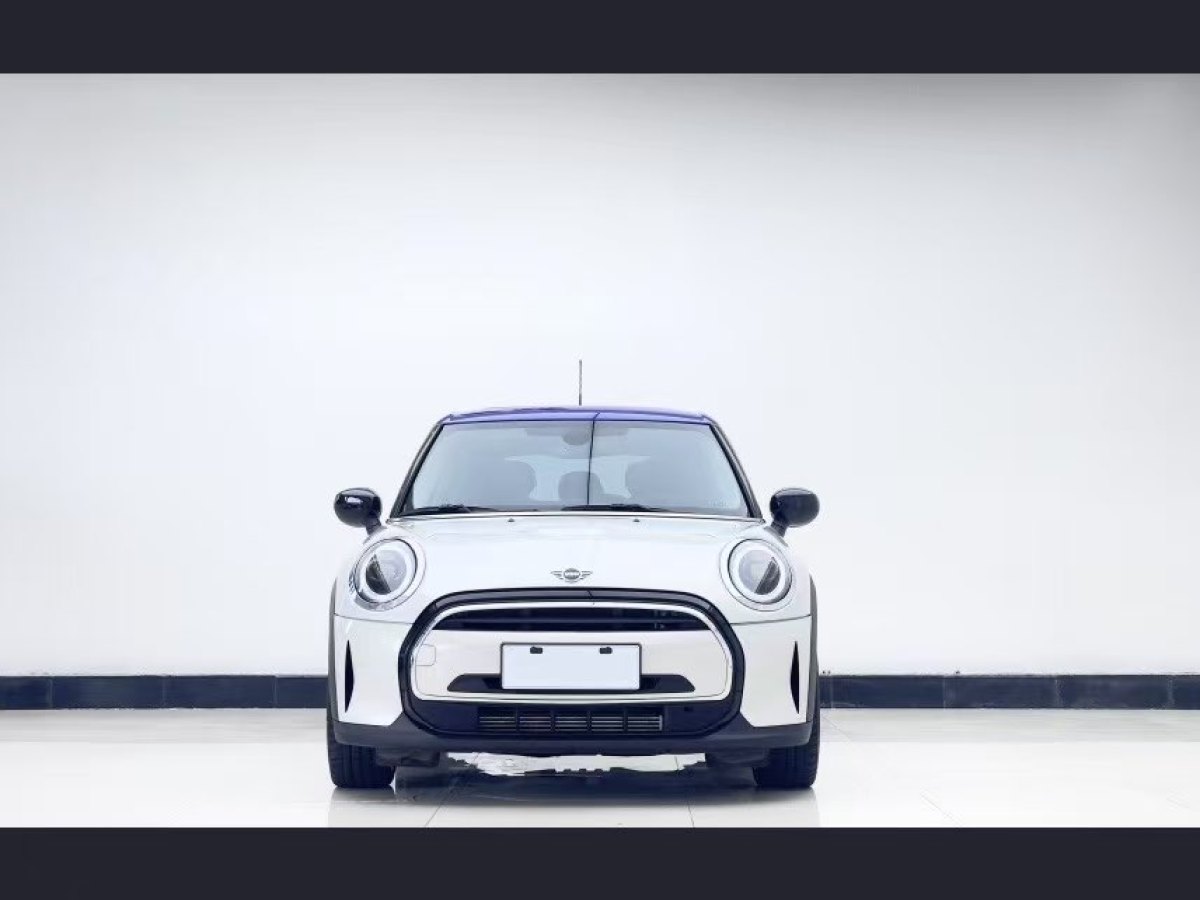 MINI MINI  2022款 1.5T COOPER The Coopers 紀(jì)念版圖片