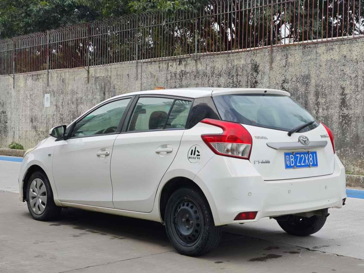 豐田 YARiS L 致炫  2015款 1.5E 自動魅動版圖片