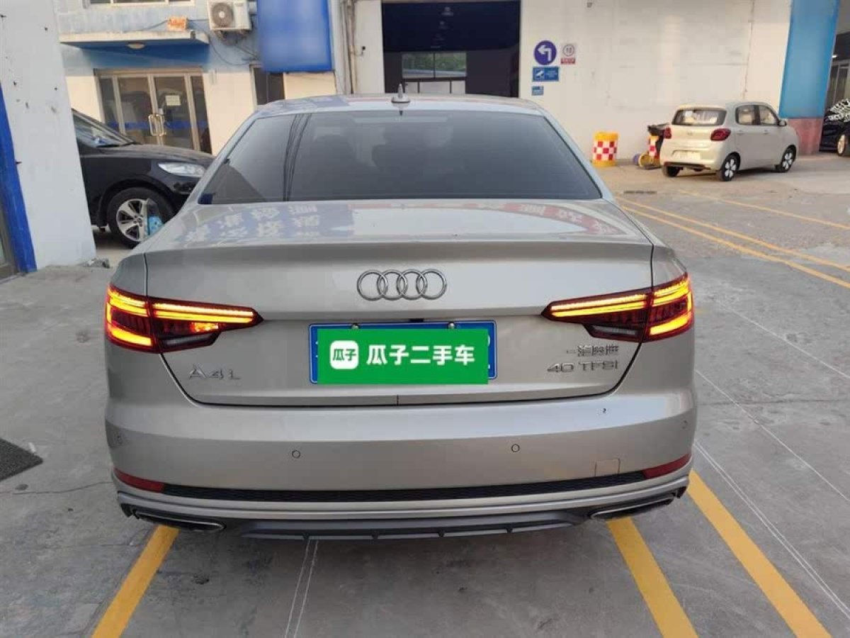 奧迪 奧迪A4L  2019款 40 TFSI 時(shí)尚型 國(guó)VI圖片