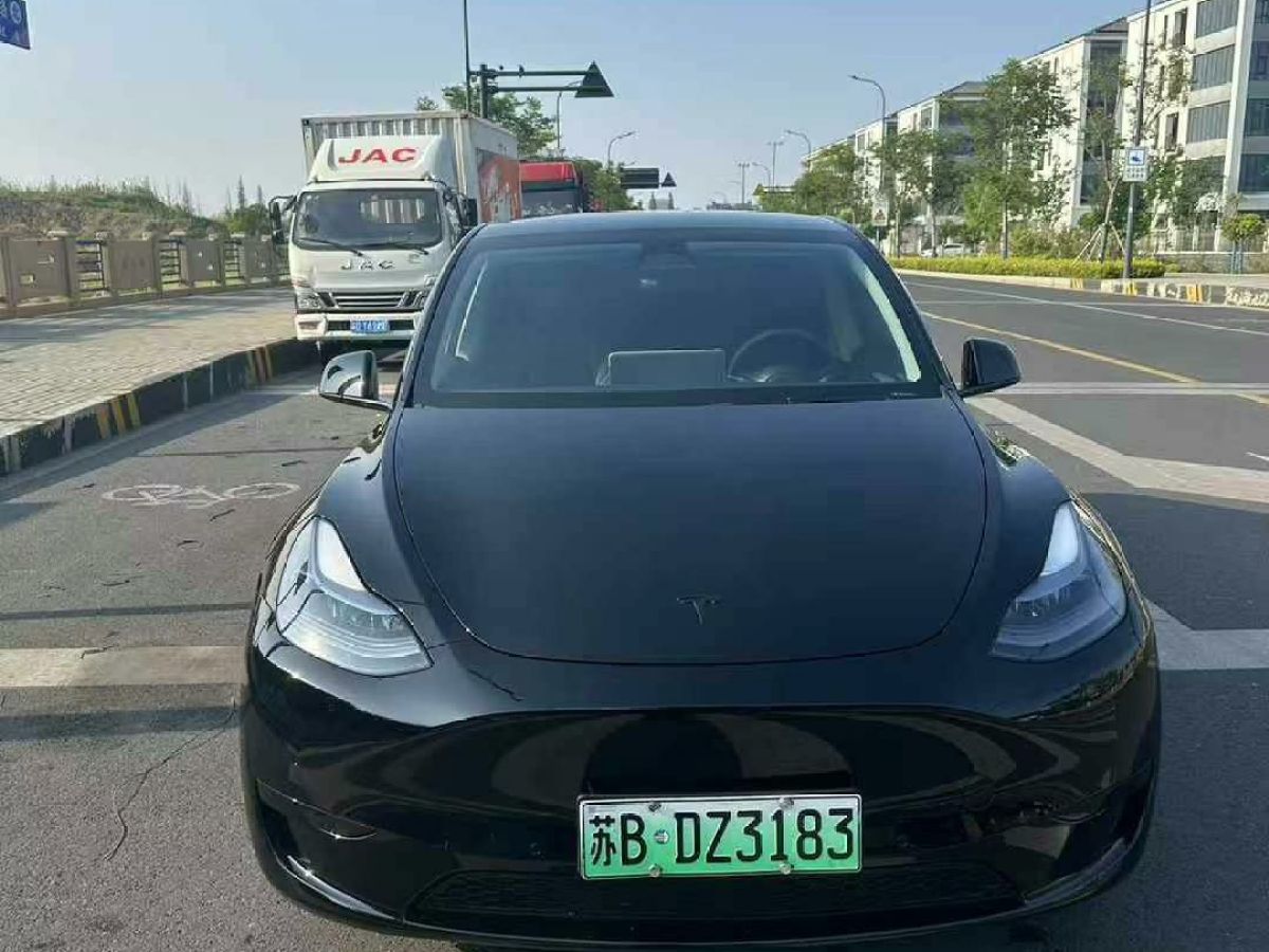 特斯拉 Model S  2023款 三電機(jī)全輪驅(qū)動(dòng) Plaid版圖片