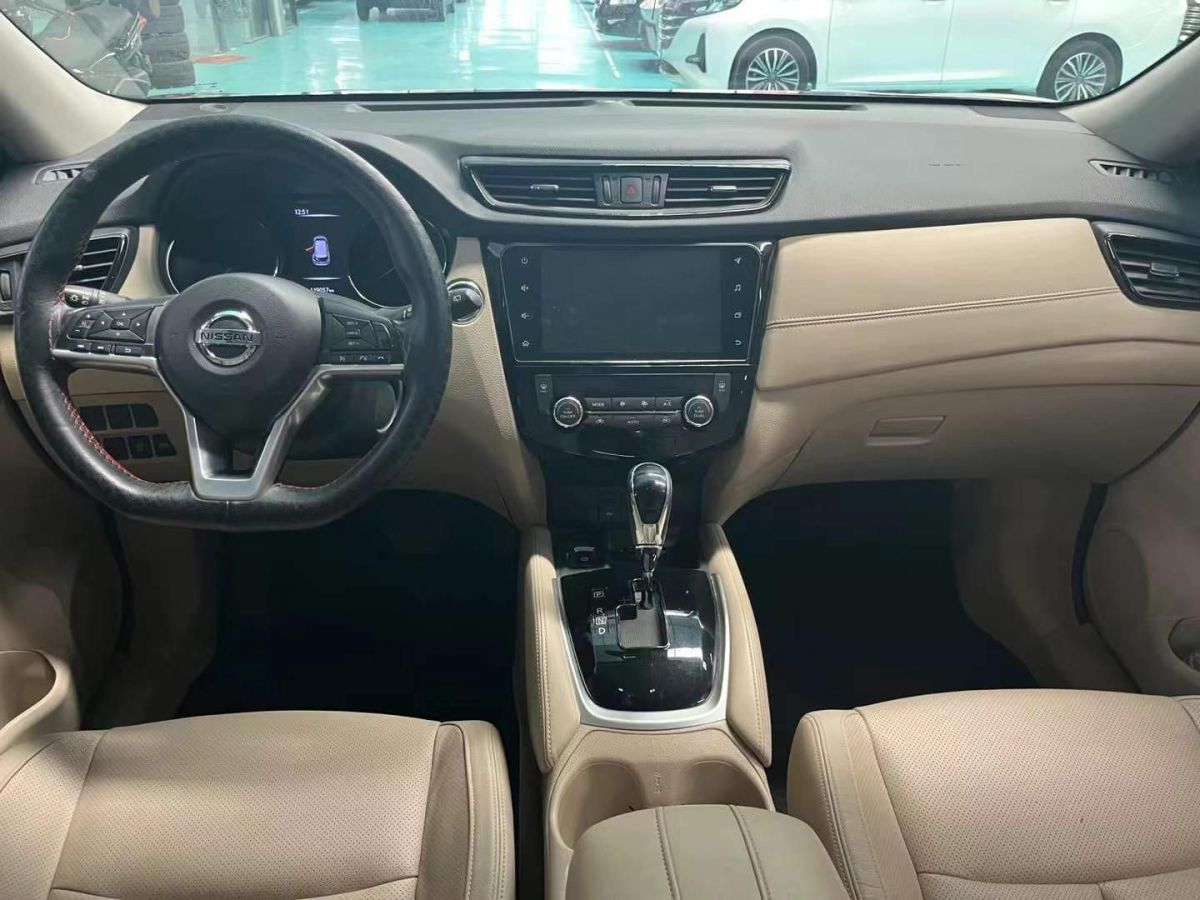 日產(chǎn) 奇駿  2020款 2.0L CVT時(shí)尚版 2WD圖片