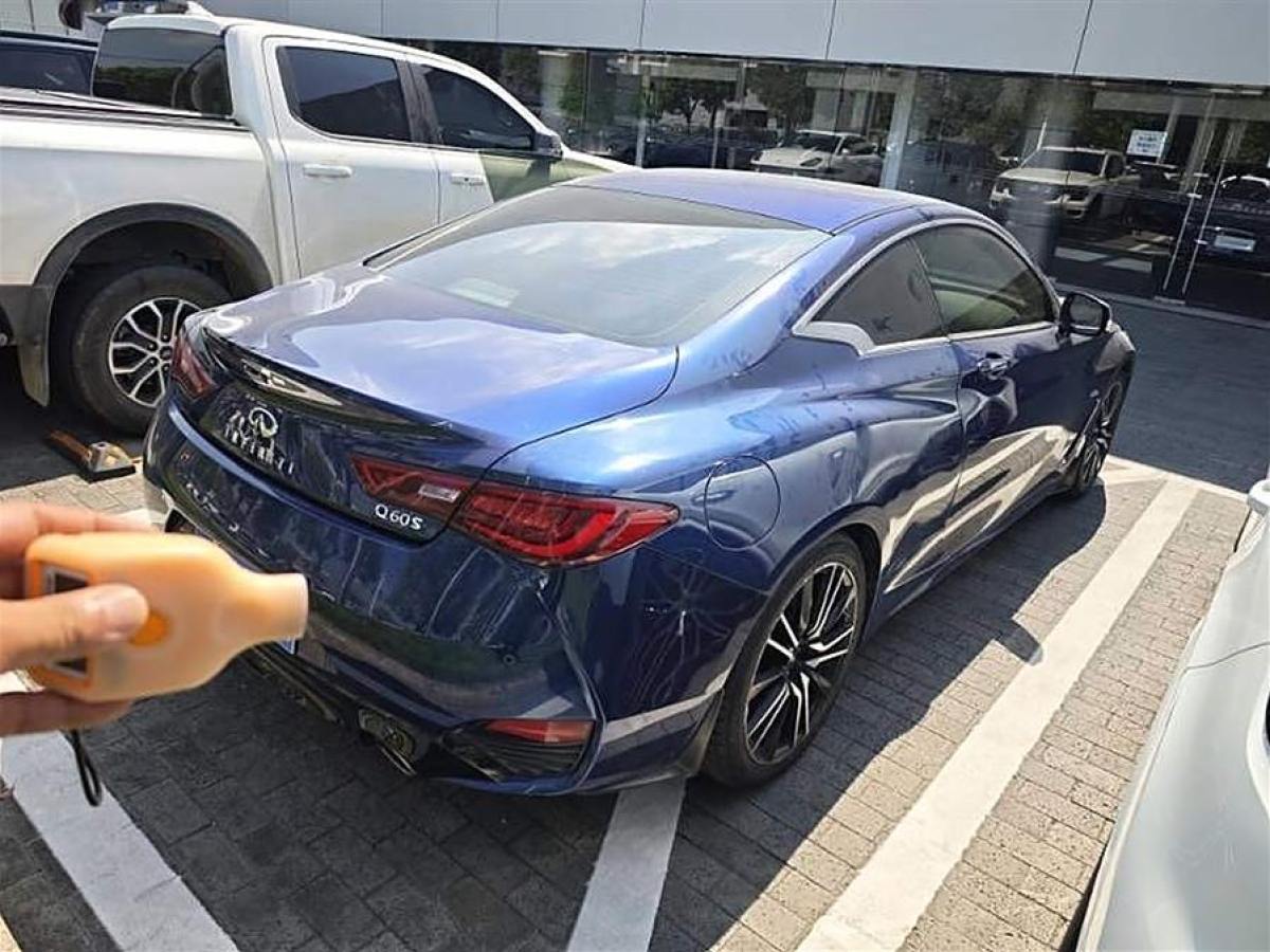 英菲尼迪 Q60  2019款 S 2.0T 豪華運動版圖片