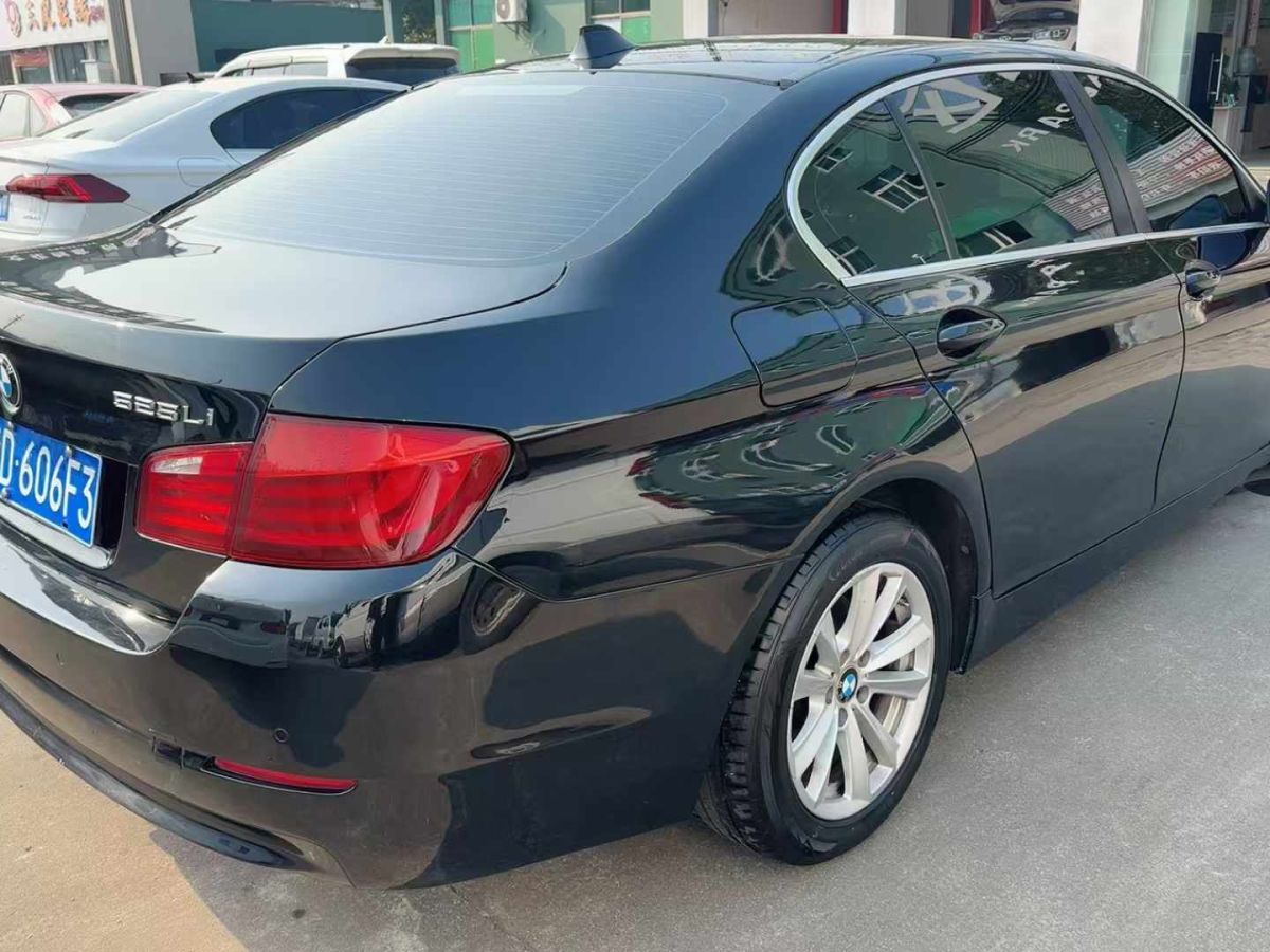 寶馬 寶馬5系  2011款 535i xDrive 3.0T 豪華型圖片