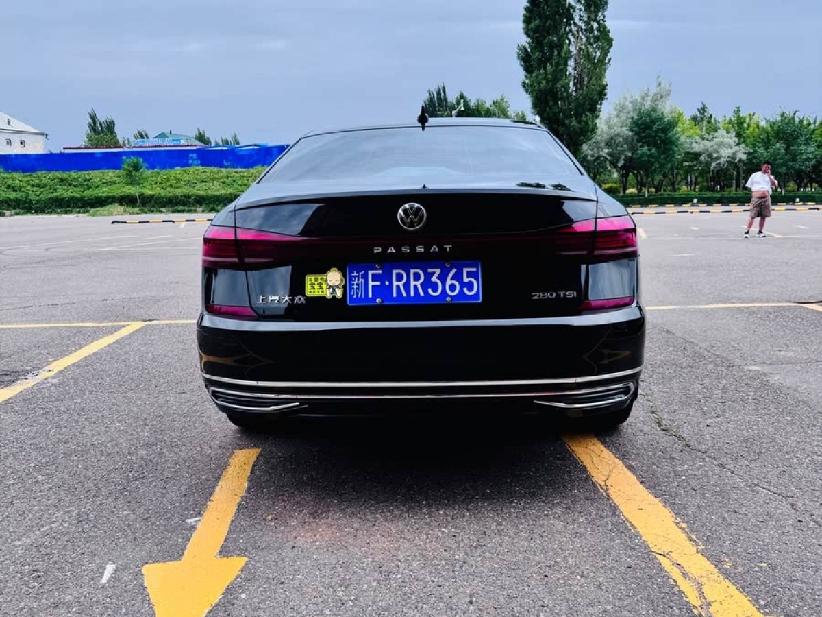 大眾 帕薩特  2022款 280TSI 商務(wù)版圖片