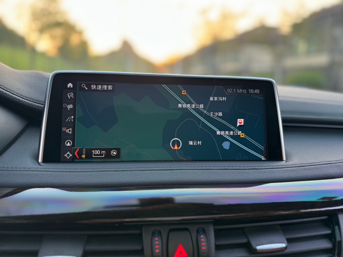 寶馬 寶馬X6  2018款 xDrive35i 領(lǐng)先型圖片