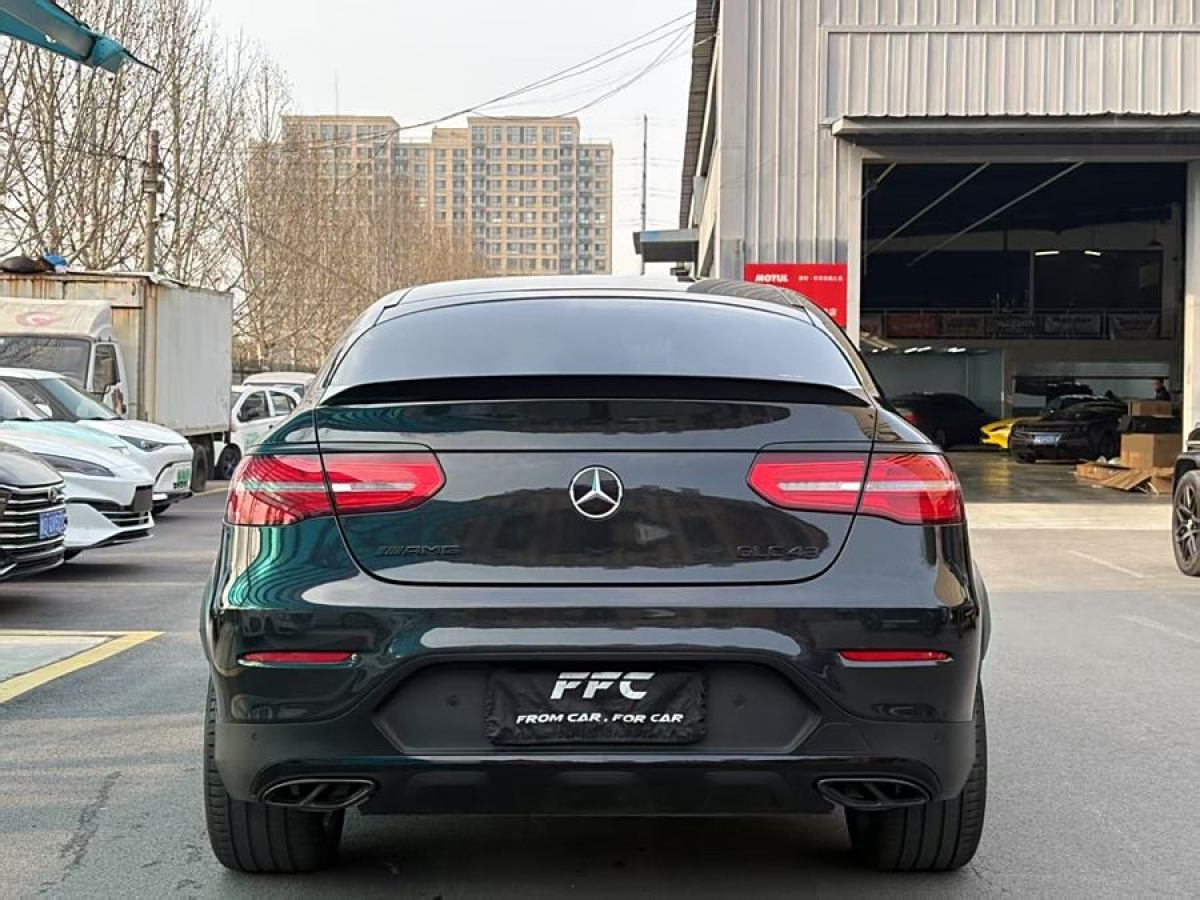 2019年6月奔馳 奔馳GLC轎跑 AMG  2017款 AMG GLC 43 4MATIC 轎跑SUV