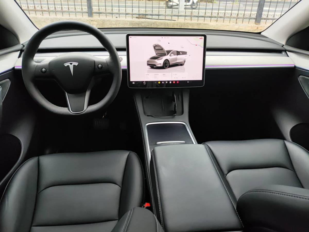 特斯拉 Model Y  2024款 后輪驅(qū)動版圖片