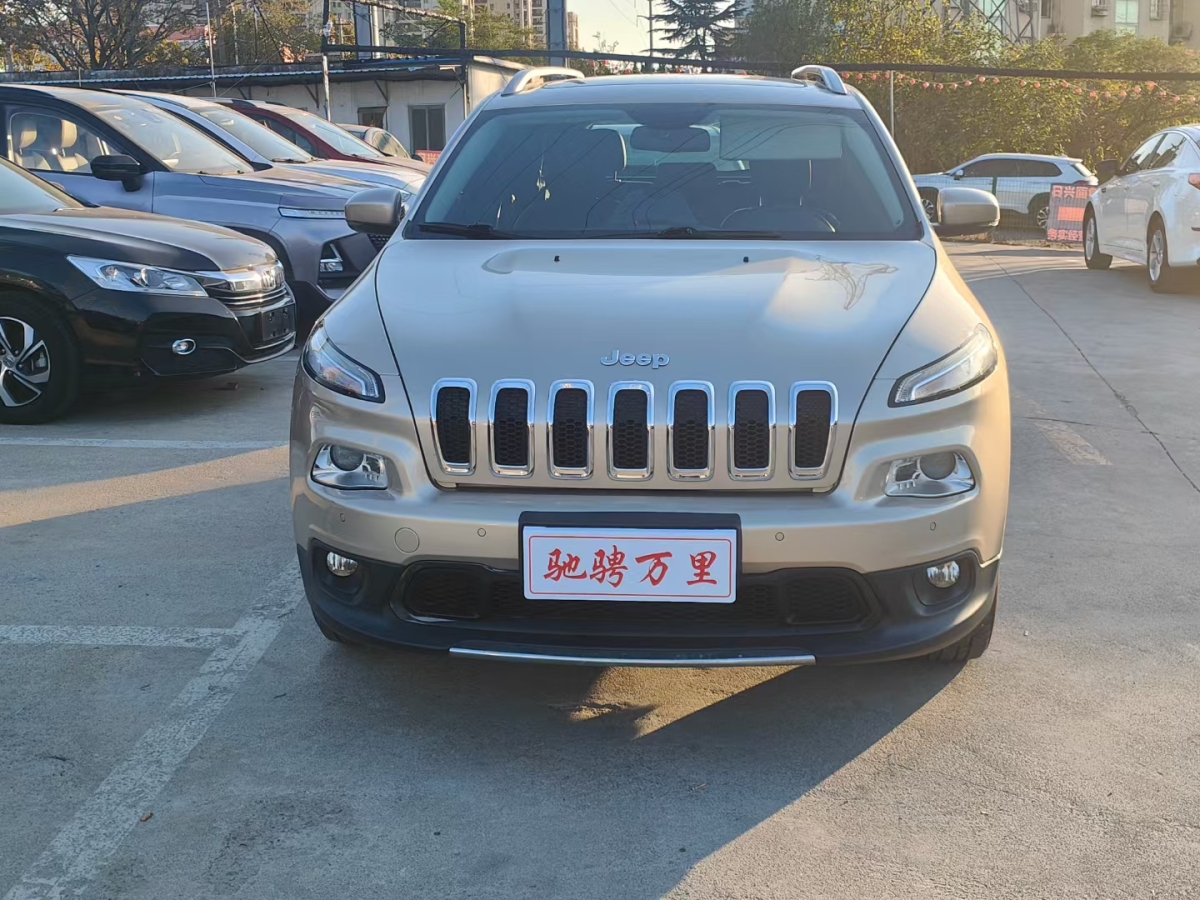 Jeep 自由光  2016款 2.4L 领先版图片