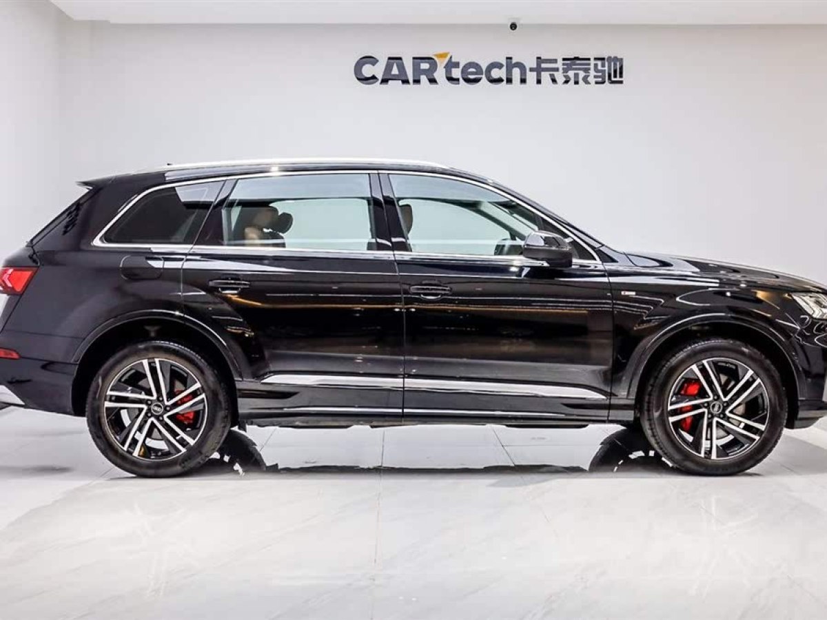 奧迪 奧迪Q7  2023款 45 TFSI quattro S line運動型圖片