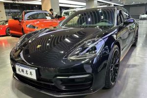 911 保時(shí)捷 Turbo S 3.8T 保時(shí)捷中國20周年紀(jì)念版