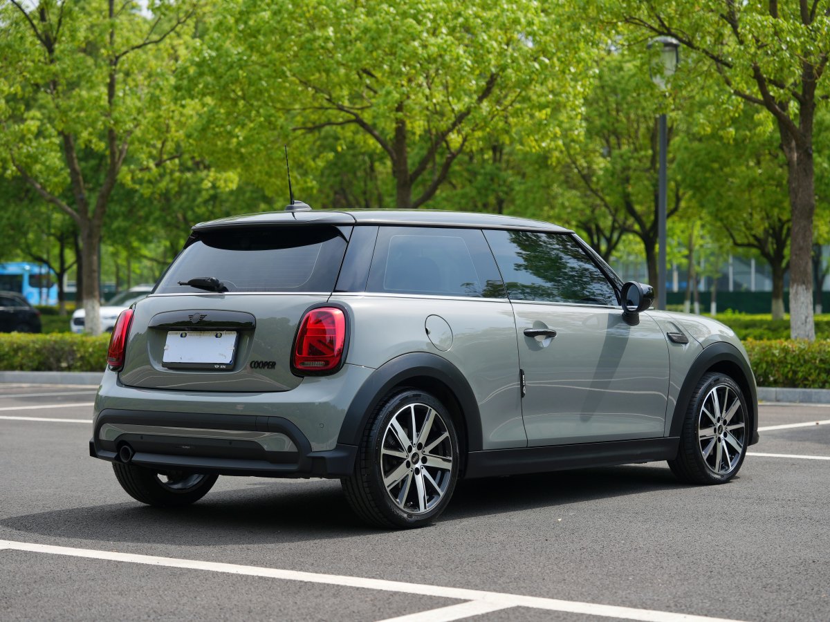 2023年5月MINI MINI  2023款 改款 1.5T COOPER 藝術家
