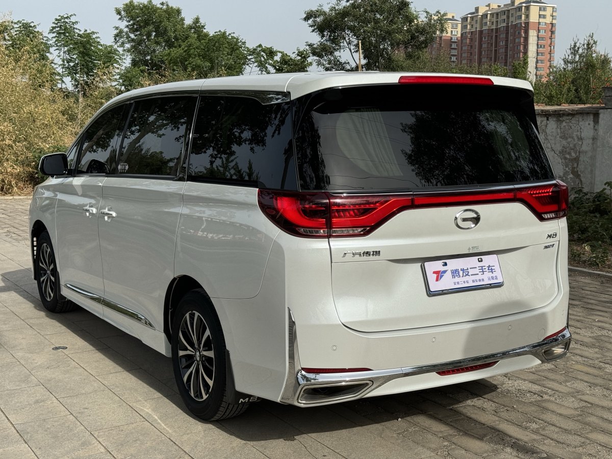 廣汽傳祺 M8  2024款 領(lǐng)秀系列 390T 尊享版圖片