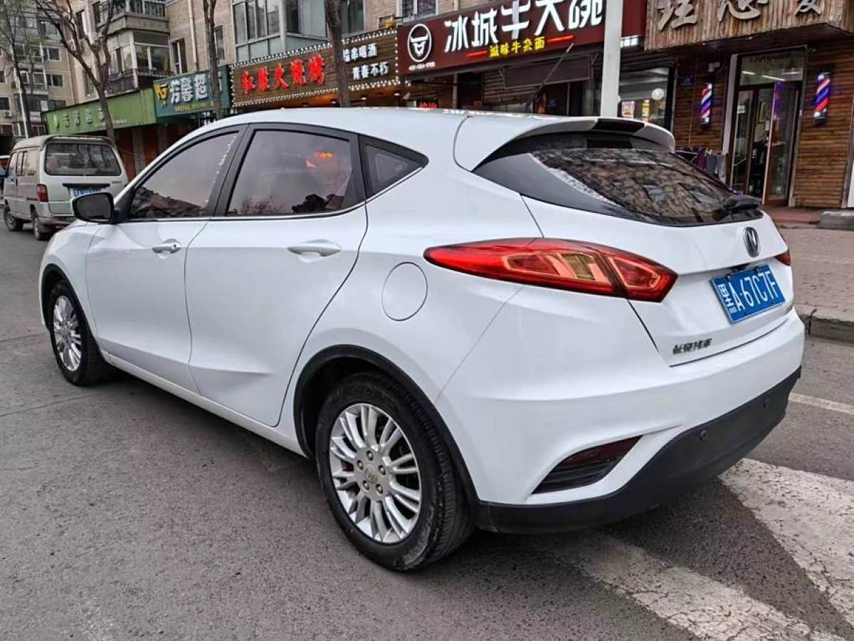 長(zhǎng)安 逸動(dòng)XT  2013款 1.6L 手動(dòng)致酷型 國(guó)V圖片