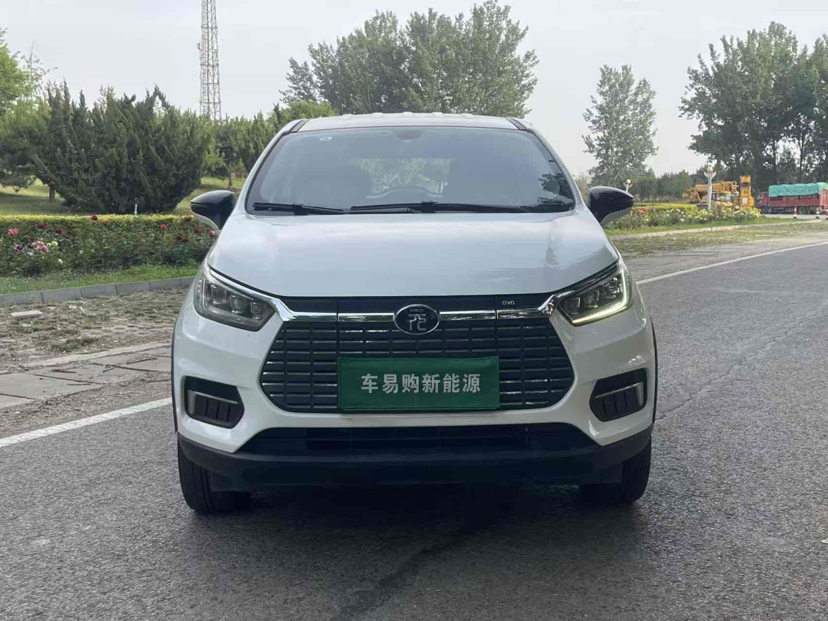 比亞迪 元新能源  2018款 EV360 智聯(lián)炫酷型圖片