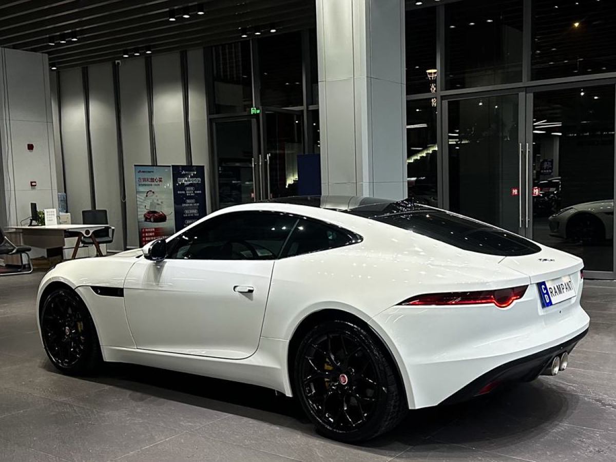 捷豹 F-TYPE  2016款 3.0T 硬頂版圖片