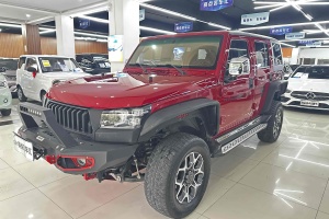 BJ40 北京 PLUS 2.3T 自動四驅(qū)尊享版