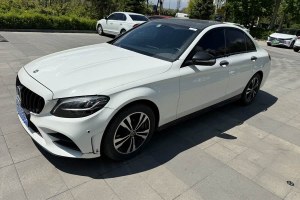 奔馳C級(jí) 奔馳 改款 C 260 L 運(yùn)動(dòng)版