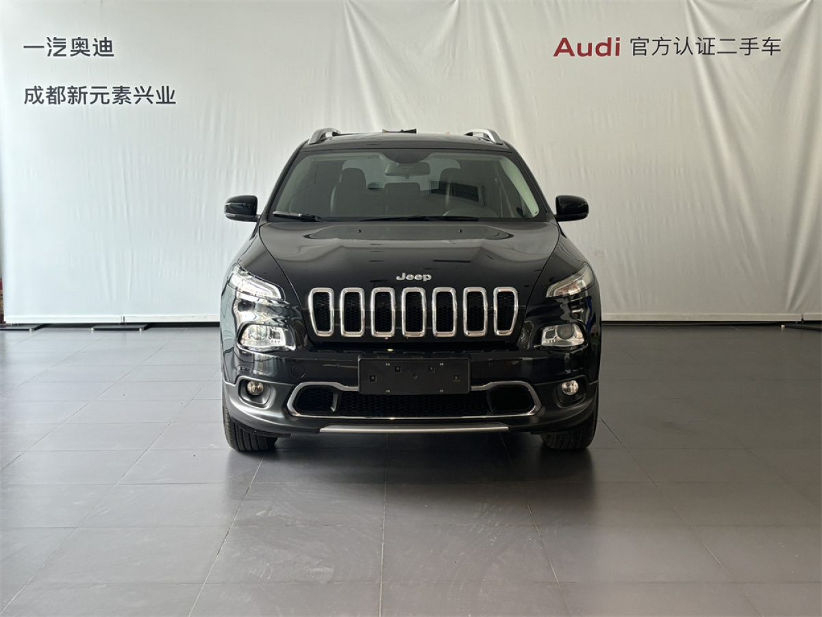 Jeep 自由光  2016款 2.4L 专业版图片