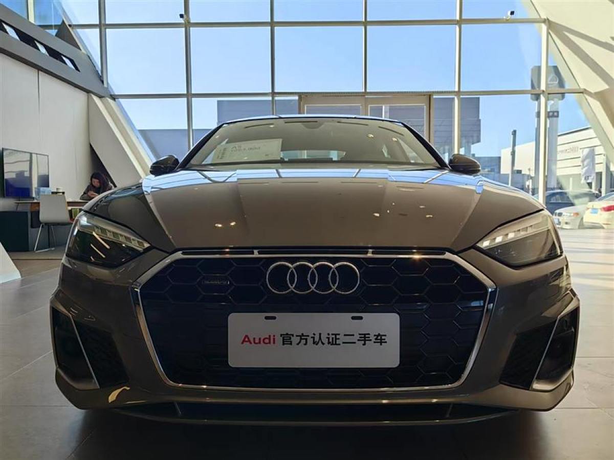 奧迪 奧迪A5  2023款 Sportback 40 TFSI quattro 豪華動感型圖片