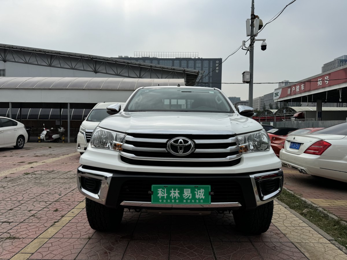 2019年4月豐田 海拉克斯HILUX  2.7L 手動四驅(qū)