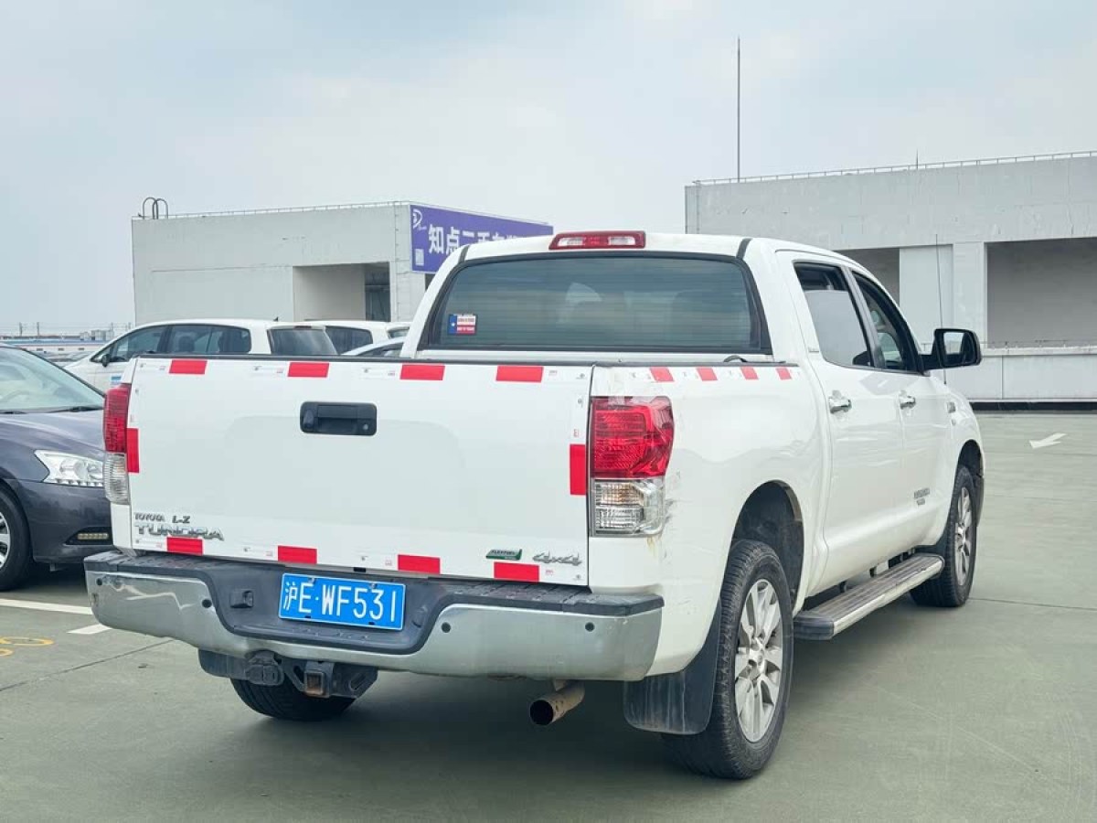 豐田 坦途  2011款 5.7 標(biāo)準(zhǔn)型圖片