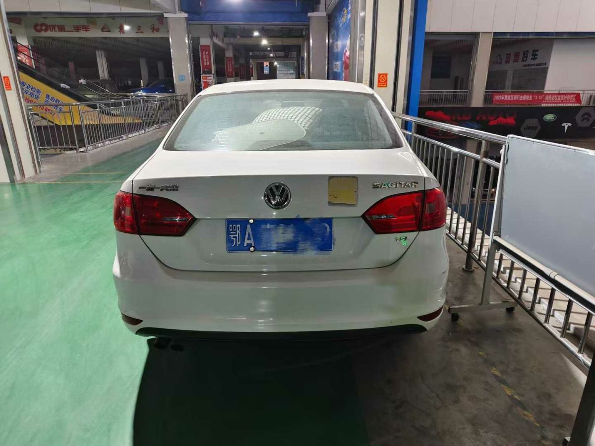 長(zhǎng)安 CX20  2014款 1.4 天窗導(dǎo)航版圖片