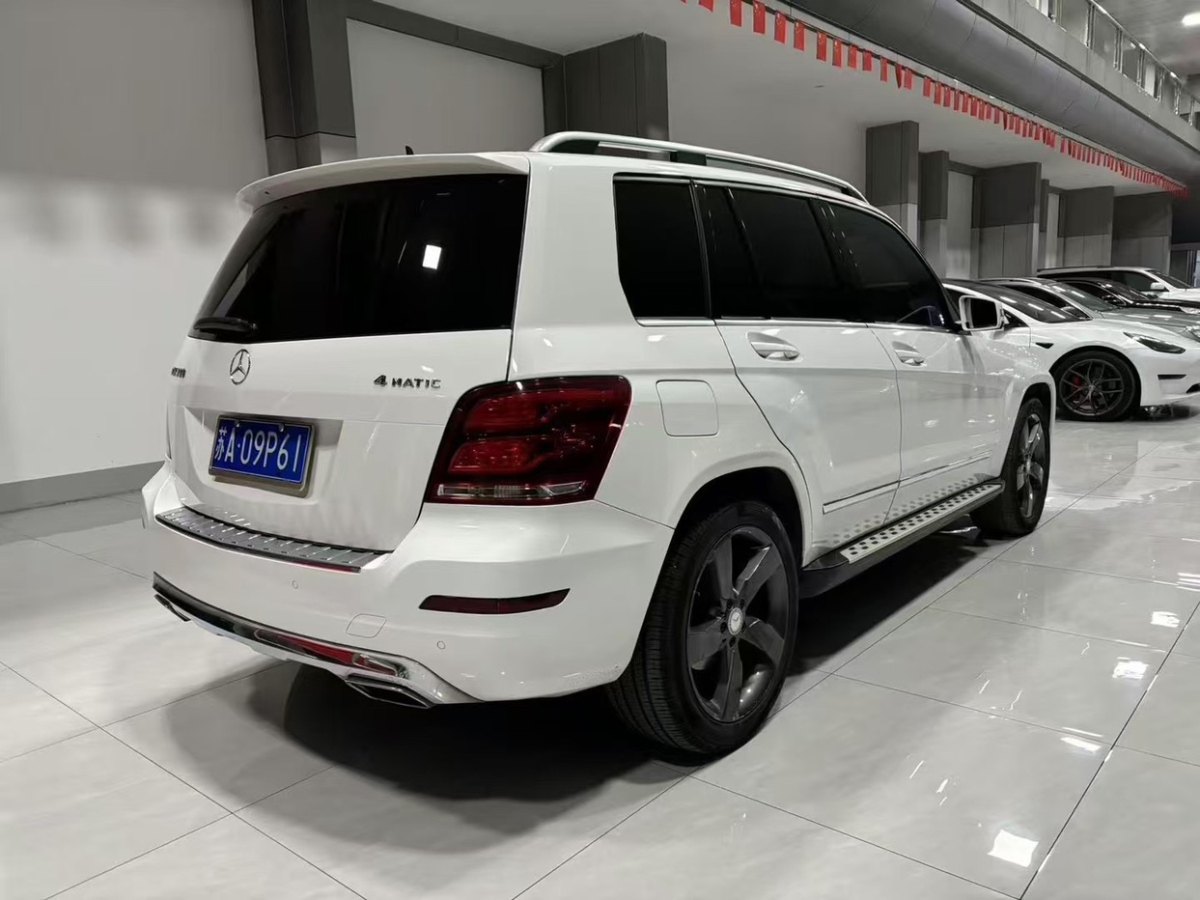 奔馳 奔馳GLK級(jí)  2013款 GLK 300 4MATIC 動(dòng)感天窗型圖片