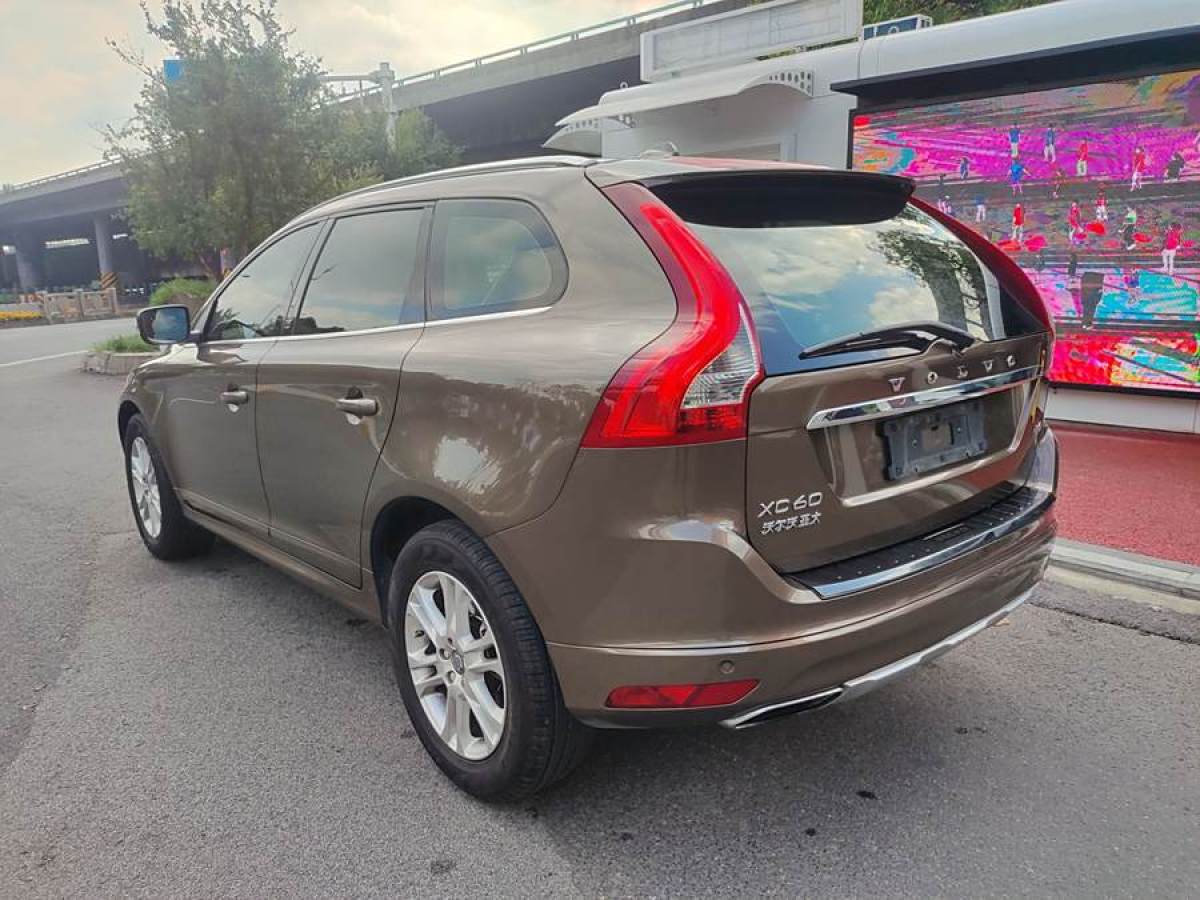 沃爾沃 XC60  2015款 T5 智行版圖片