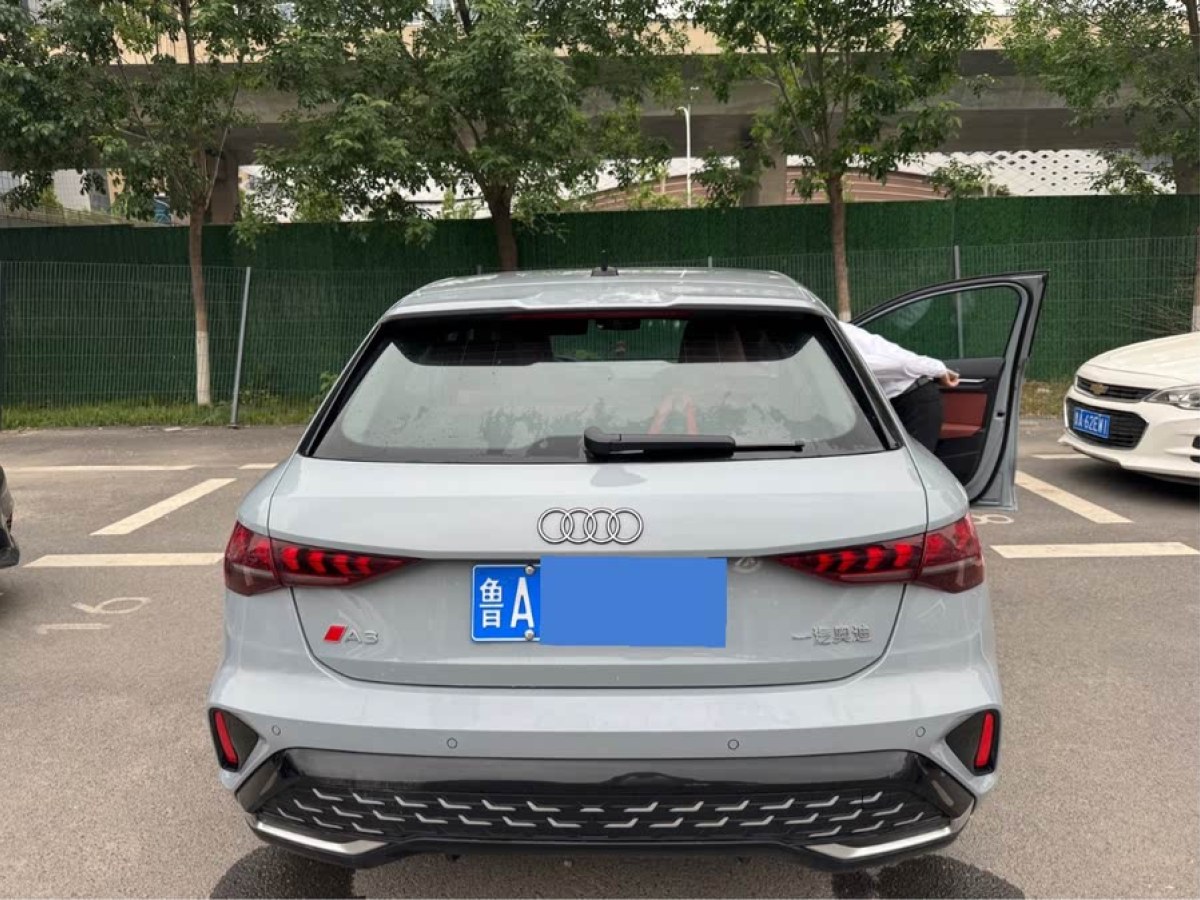 奧迪 奧迪A3  2025款 Sportback 35TFSI 飛馳尊享型圖片