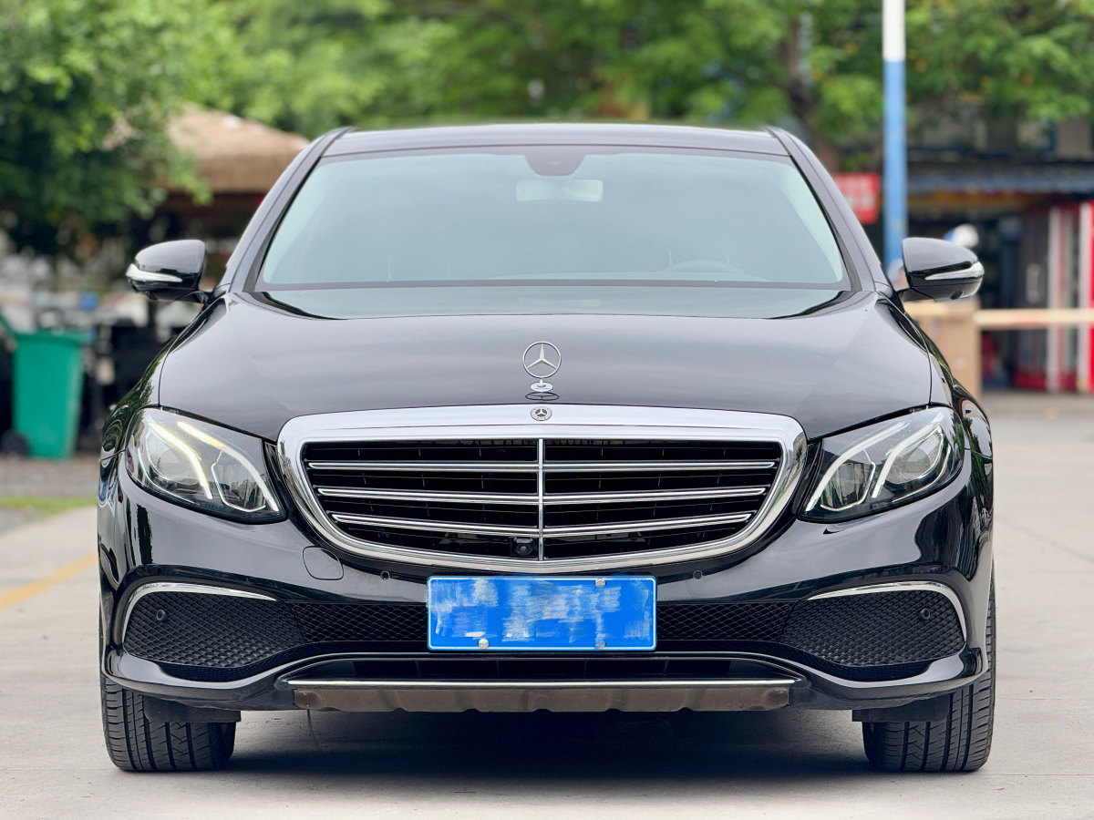 奔馳 奔馳E級(jí)  2018款 改款 E 300 L 豪華型圖片