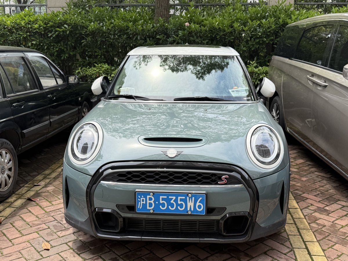 MINI MINI  2023款 2.0T COOPER S 弧光特別版 五門版圖片