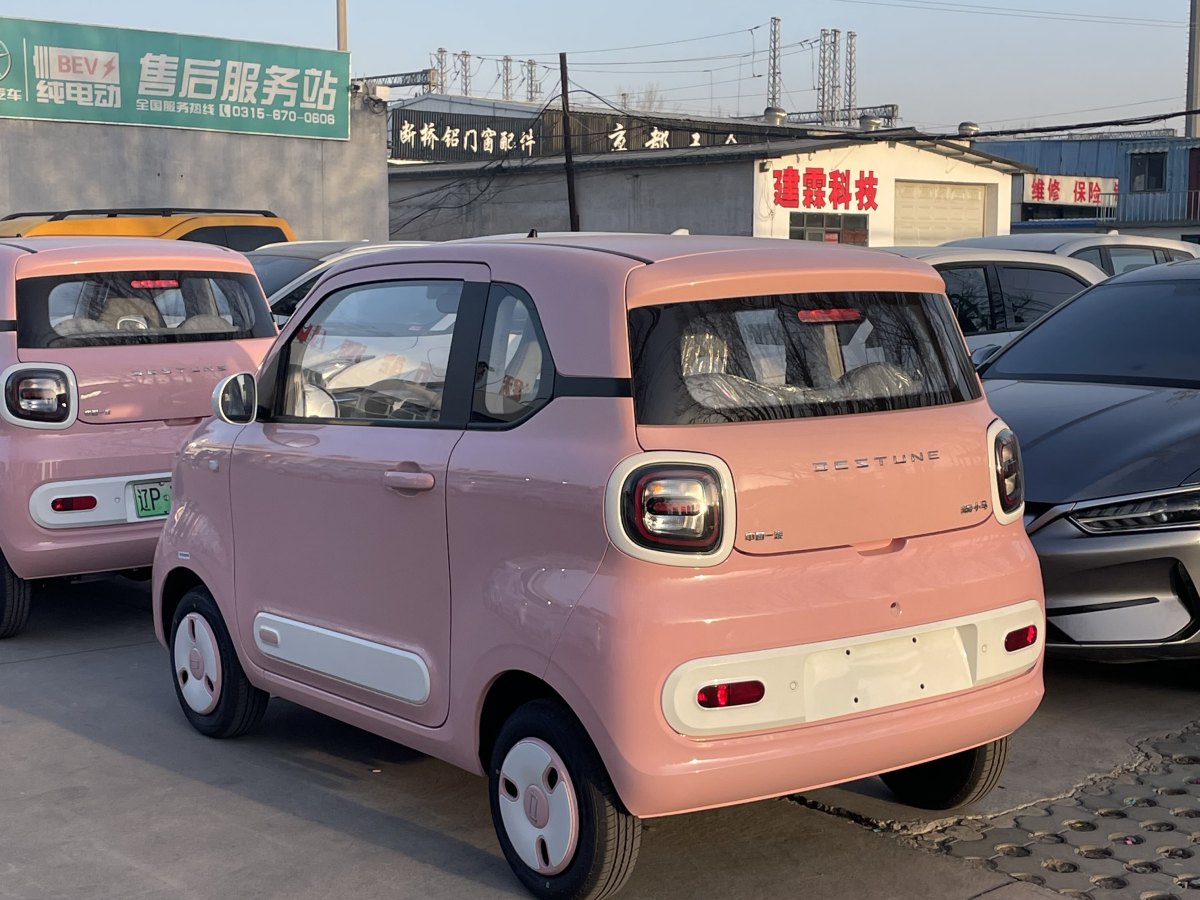 奔騰 奔騰小馬  2025款 222km 靈動(dòng)馬圖片