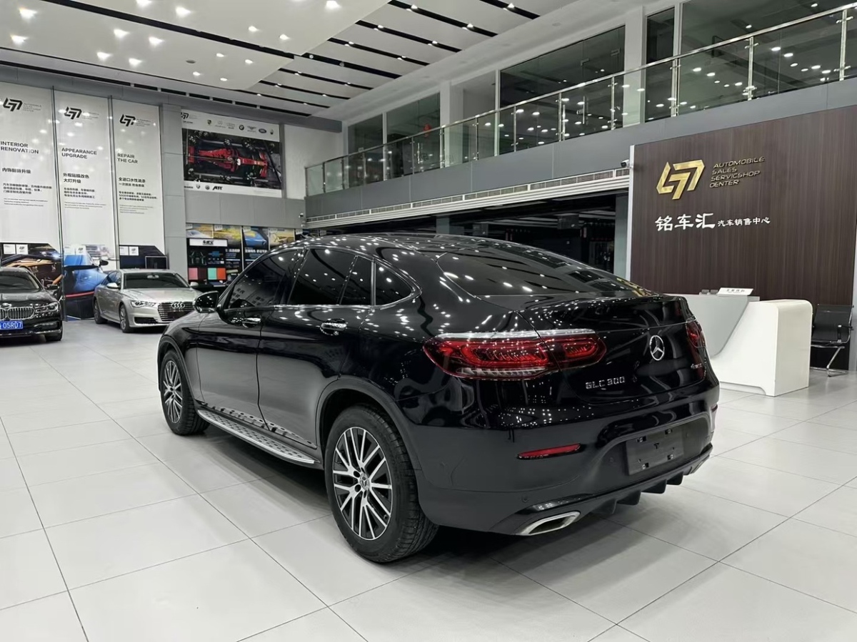 奔馳 奔馳GLC  2021款 GLC 300 4MATIC 轎跑SUV圖片