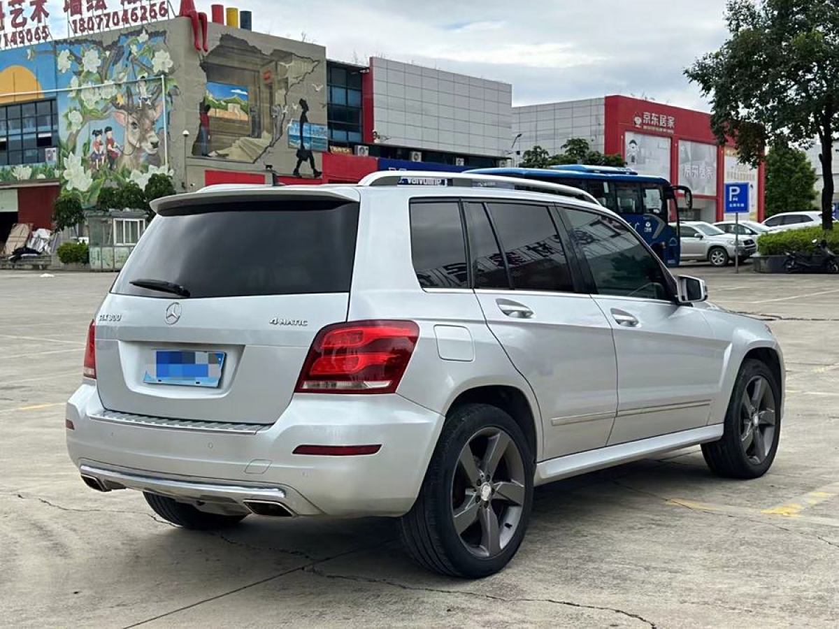 奔馳 奔馳GLK級(jí)  2013款 GLK 300 4MATIC 動(dòng)感天窗型圖片