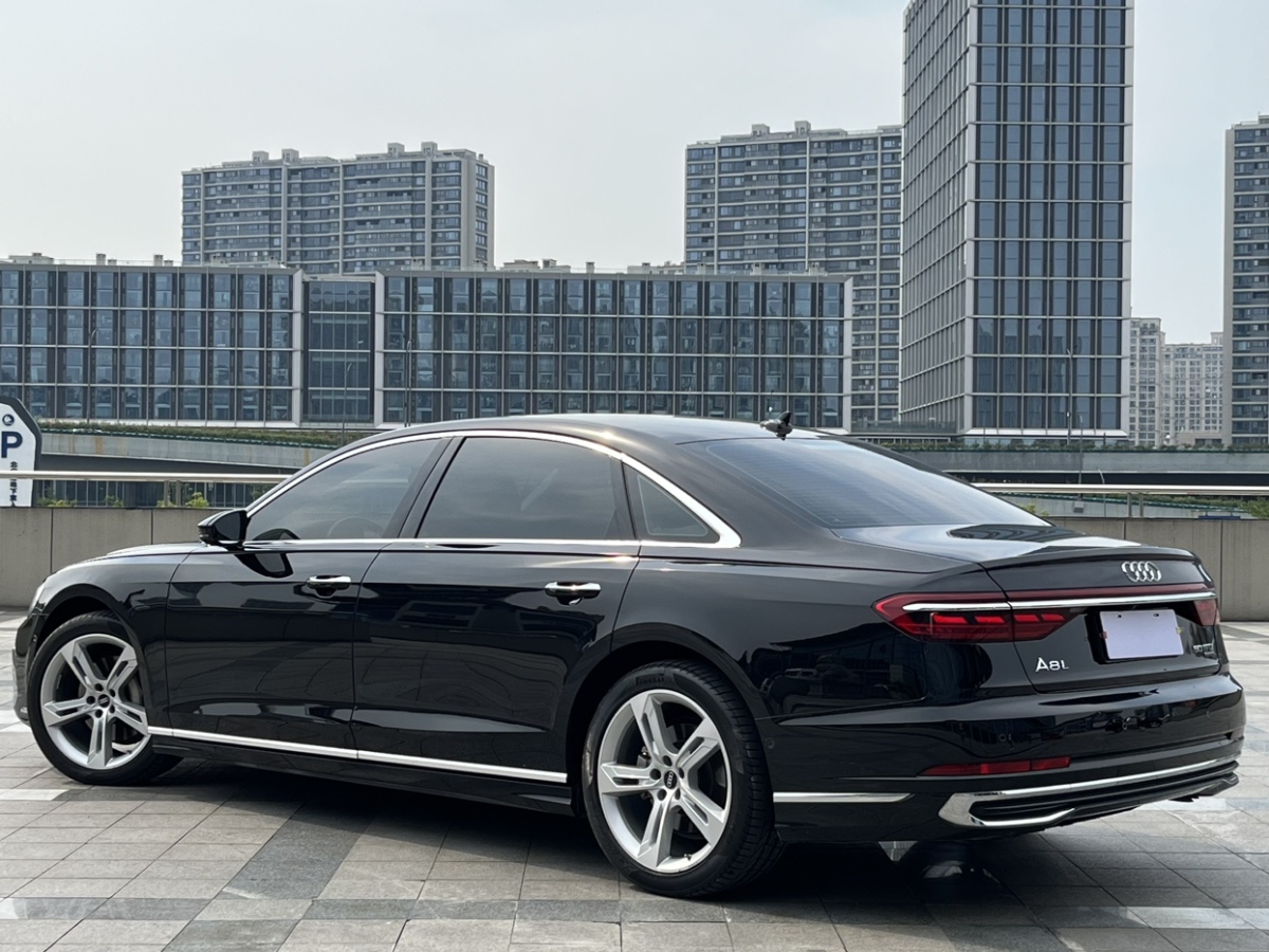 奧迪 奧迪A8  2023款 A8L 50 TFSI quattro 臻選型圖片