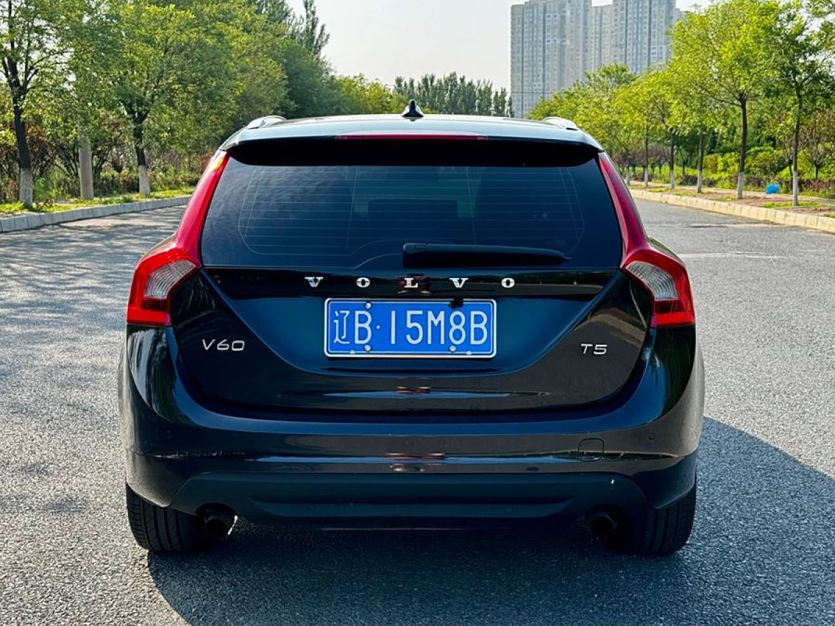 沃爾沃 V60  2013款 T5 智雅版圖片