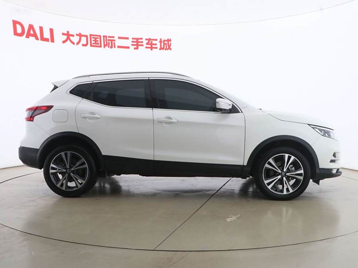 日產(chǎn) 逍客  2022款 2.0L CVT XV Prem.豪華版圖片