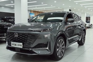 長安UNI-K 長安 2.0T 尊貴型