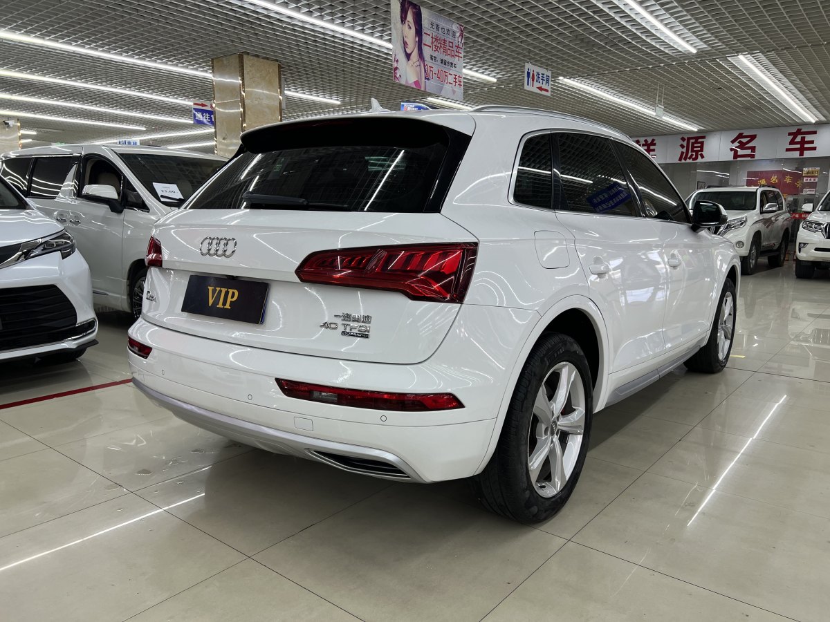 2019年1月奧迪 奧迪Q5L  2018款  40 TFSI 榮享進(jìn)取型 國VI