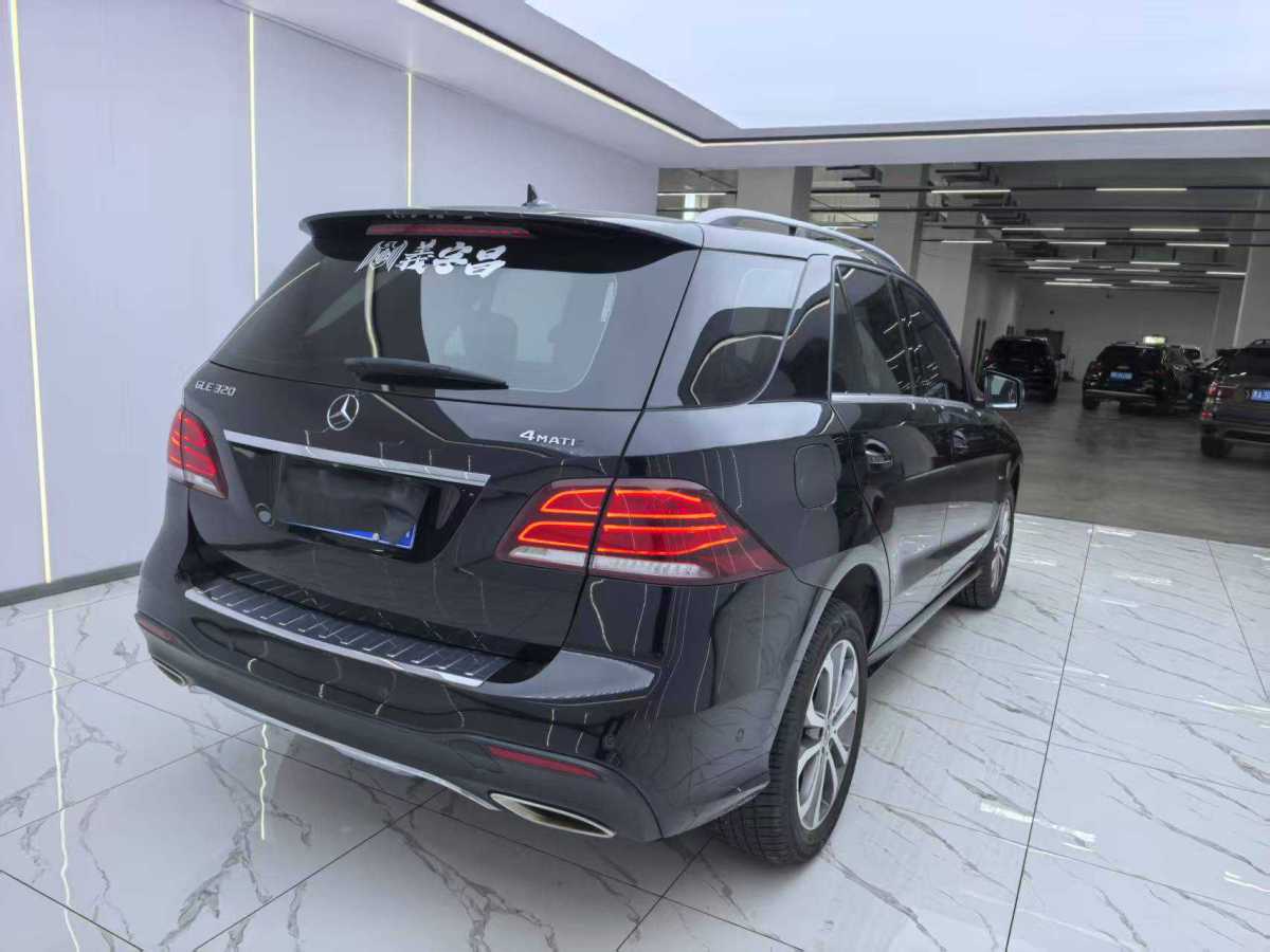 奔馳 奔馳GLE  2017款 GLE 320 4MATIC 動(dòng)感型圖片