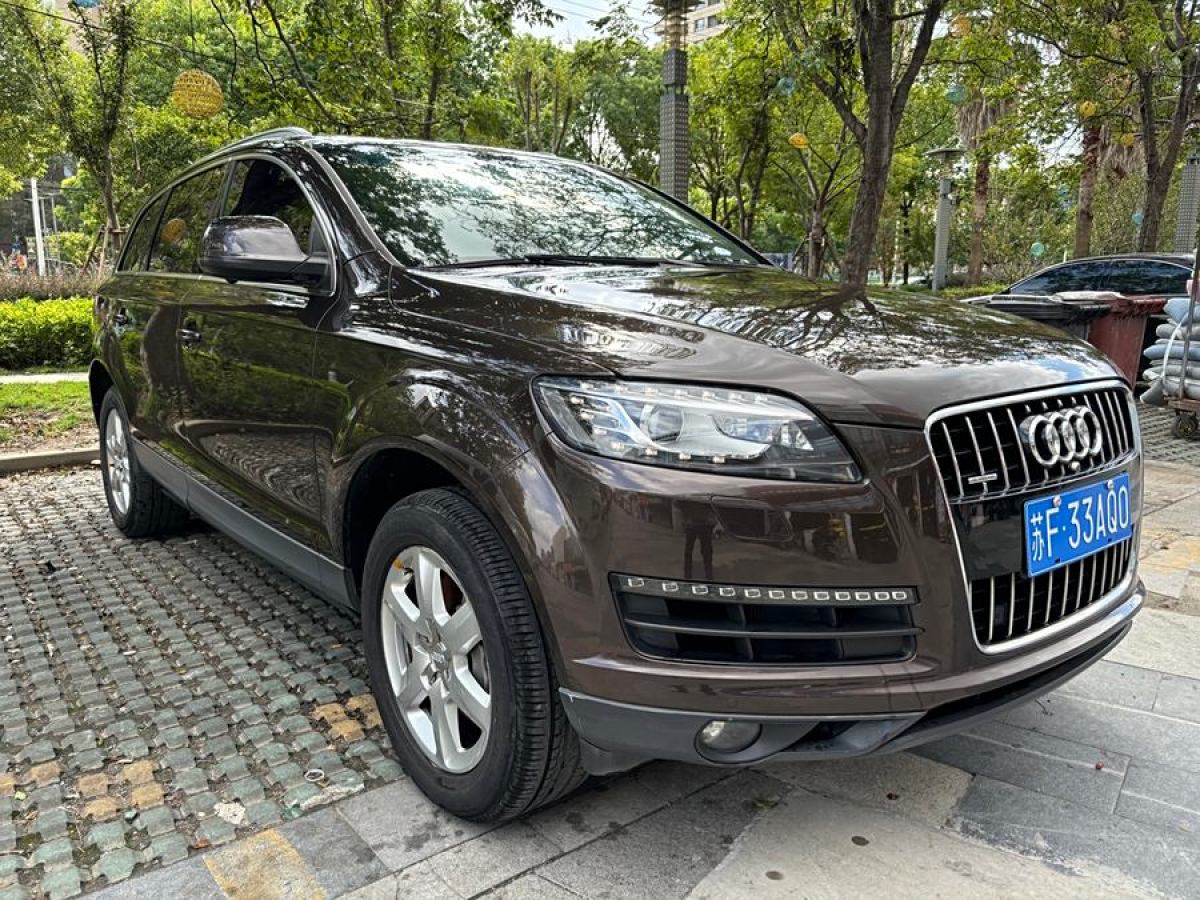 奧迪 奧迪Q7  2014款 35 TFSI 進(jìn)取型圖片