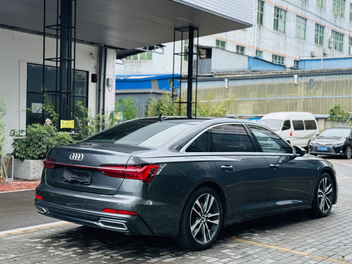 奥迪 奥迪A6L  2019款 45 TFSI 臻选动感型图片