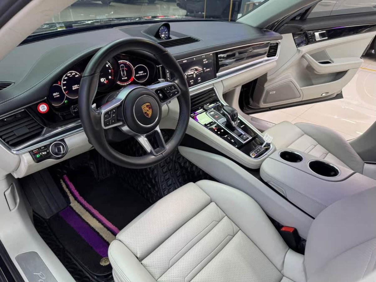 保時(shí)捷 Panamera  2017款 Panamera 行政加長(zhǎng)版 3.0T圖片