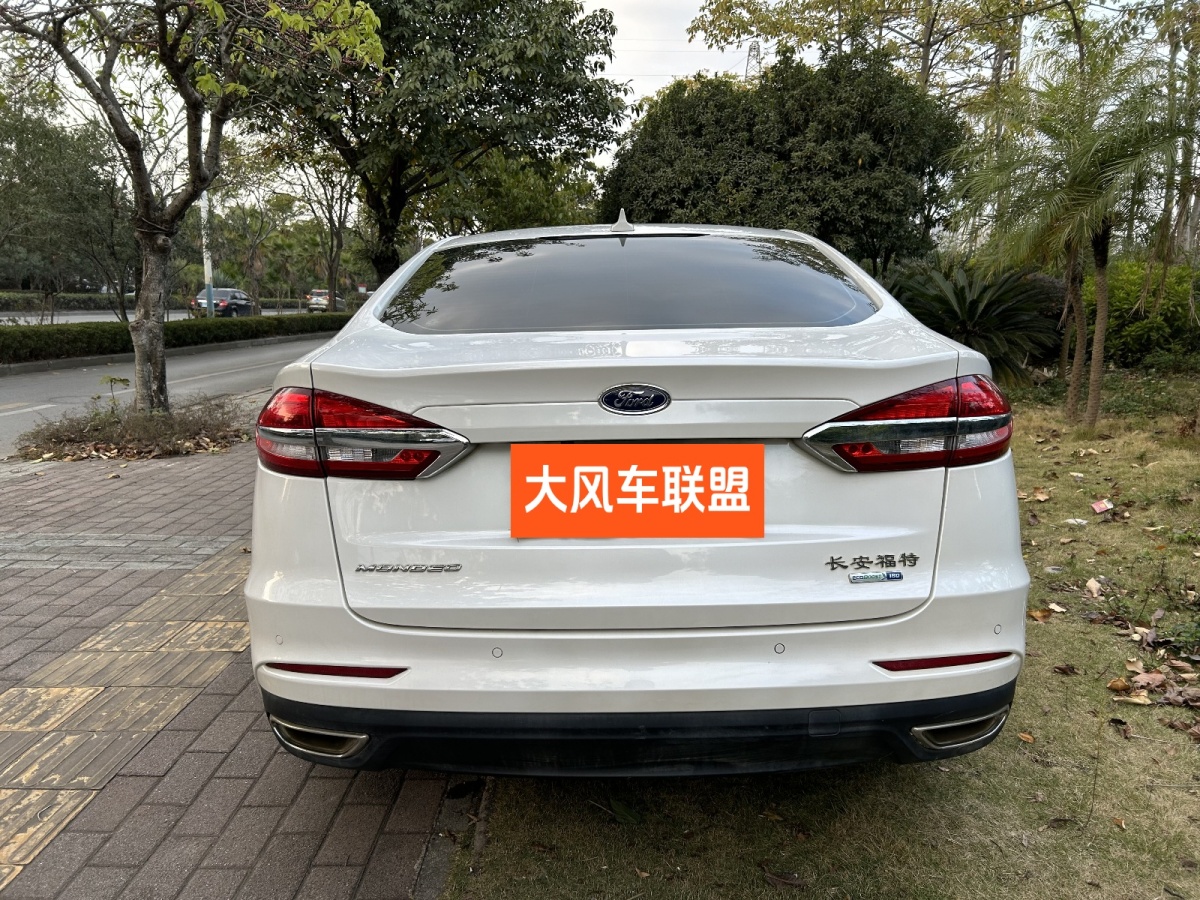 福特 蒙迪歐  2018款 EcoBoost 180 智控時(shí)尚型 國(guó)VI圖片