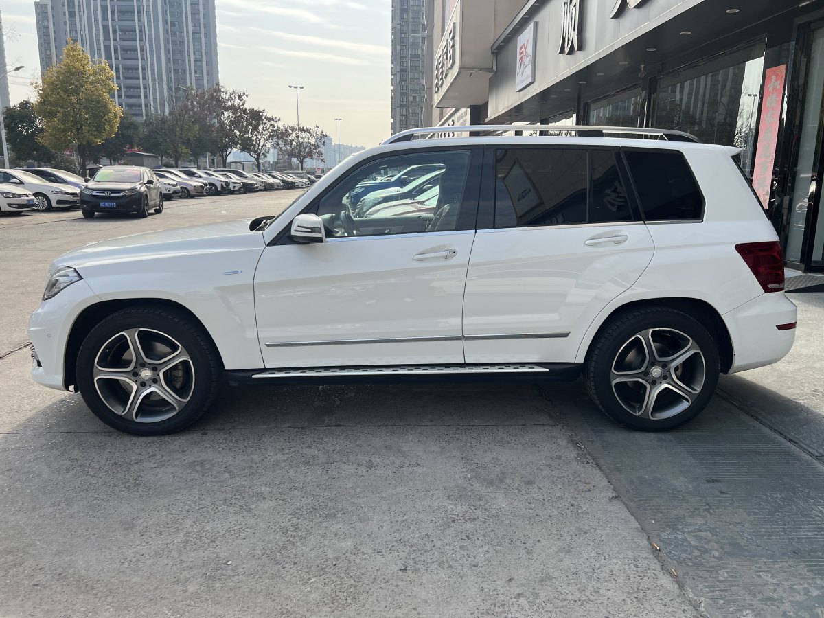 奔馳 奔馳GLK級  2015款 GLK 300 4MATIC 時尚型 極致版圖片