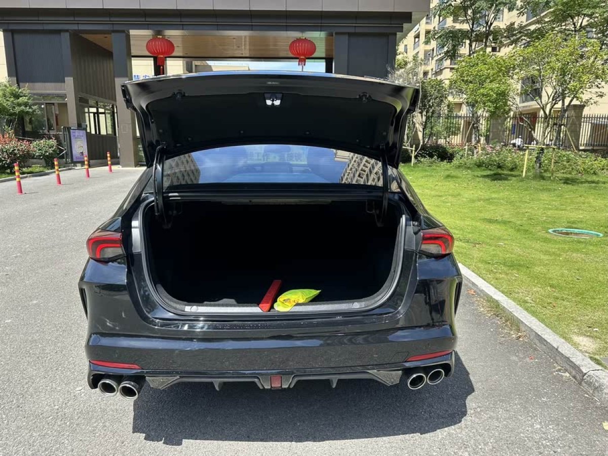 廣汽傳祺 影豹  2021款 270T 影豹J15版圖片